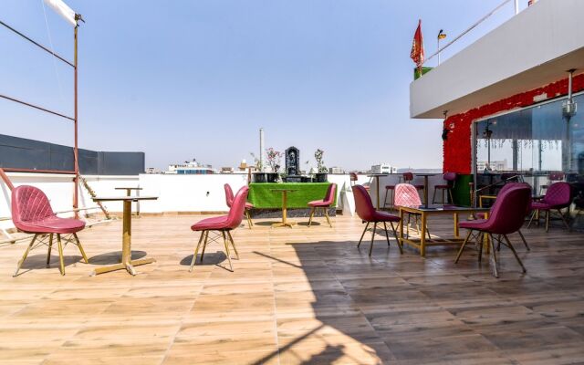 Fabhotel Deep Palace