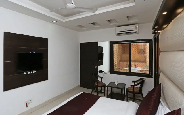 Diplomat Home Stay