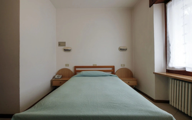 Albergo De March