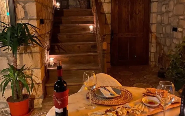 PluVia Boutique Hotel