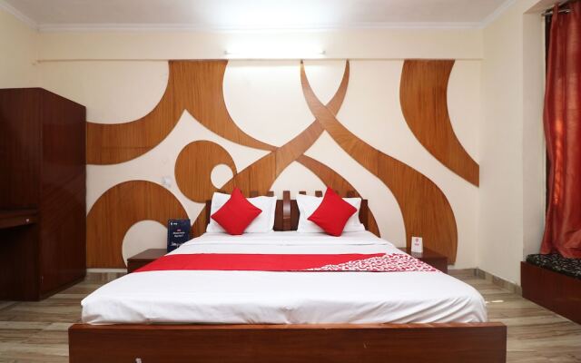 OYO 1820 Hotel Prim Rose