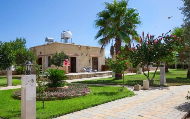 Glaro Garden Hotel-restaurant