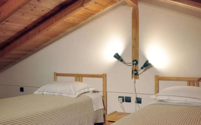 Limni Stone Apartments