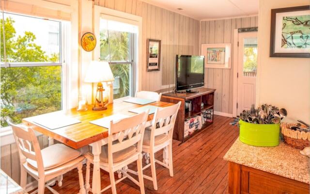 CScape - 2 Br Home