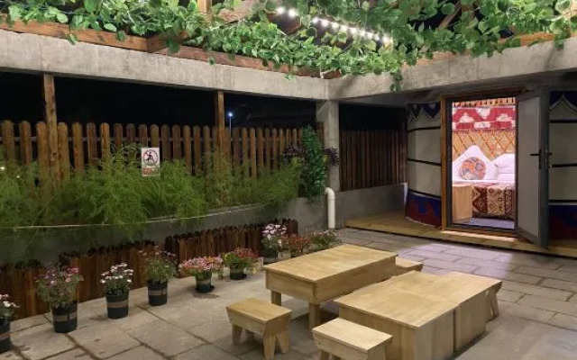 Miaofengshan Songpeng Tea House B&B