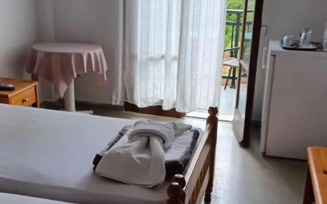 Hotel Rena