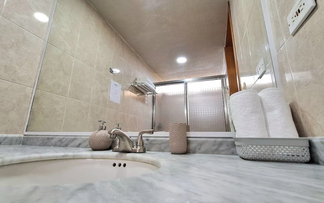Ocean view 2BR Condo downtown Cozumel