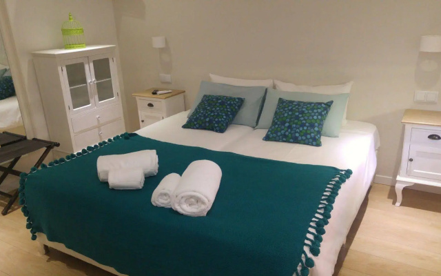 Lisbon Terrace Suites - Guest House