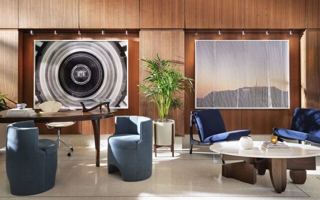 The Hollywood Grande, Autograph Collection