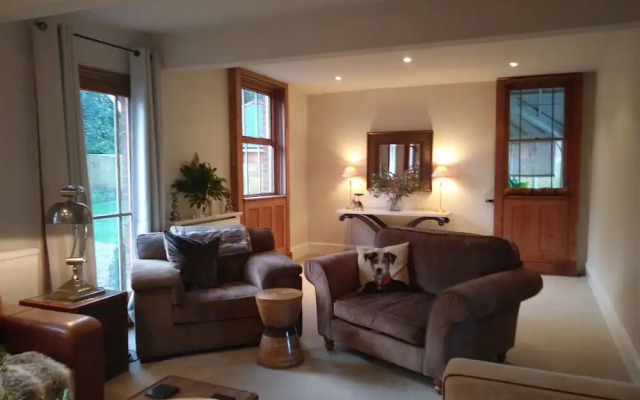 Bournes Farmhouse