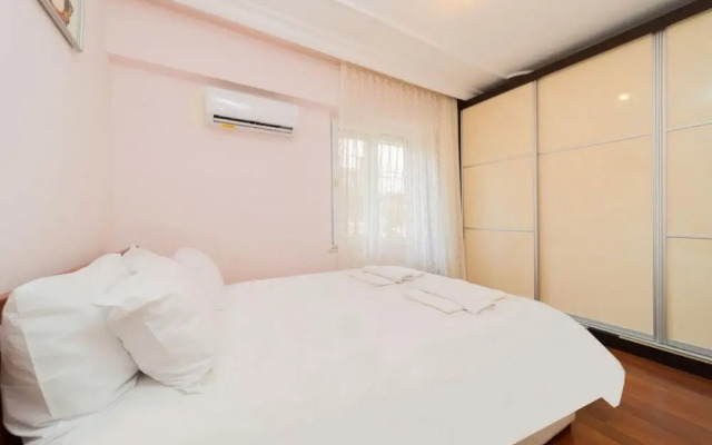 Flat With Backyard 600 m to Duden Waterfalls