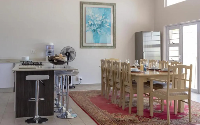 10 on Aquavista Addo River View Villa