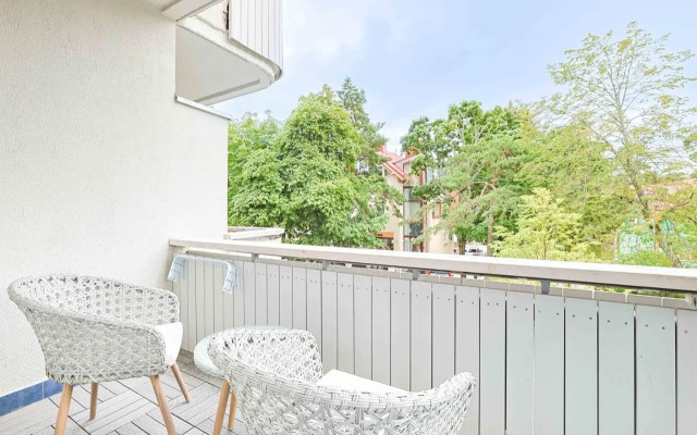 Alka, City Apt. Sea, Park and Parking, by Cohost