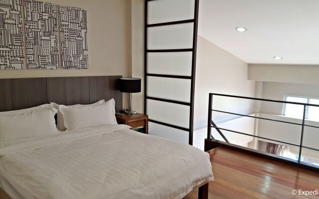 Newtown Plaza Hotel