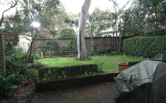 Frenchs Forest Bed And Breakfast