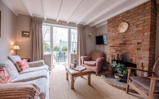 6 Station Terrace, Framlingham