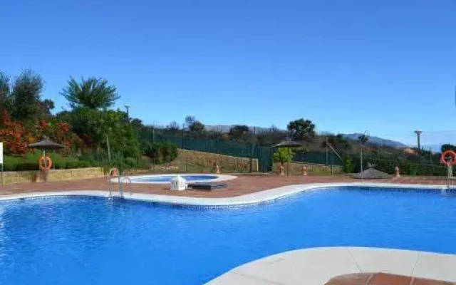 Apartment Urb. La Mairena Blq 3, 33A