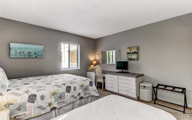 2126 Beachwood