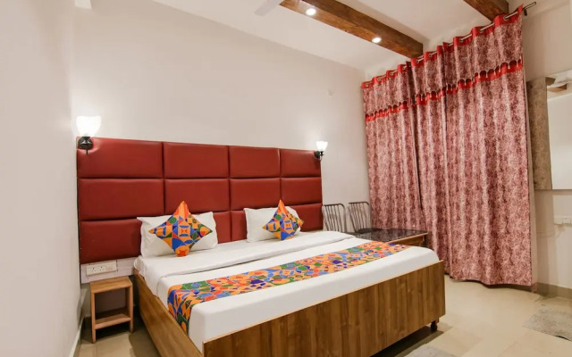 Fabhotel Grover