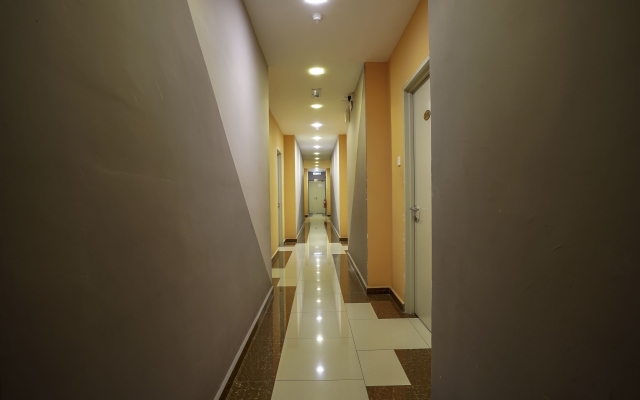 OYO 1043 Get Inn Hotel Sendayan