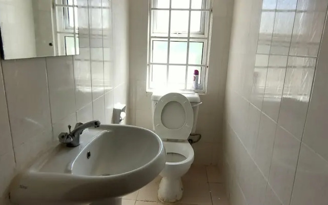 Azanza Mtwapa Holiday Home-B