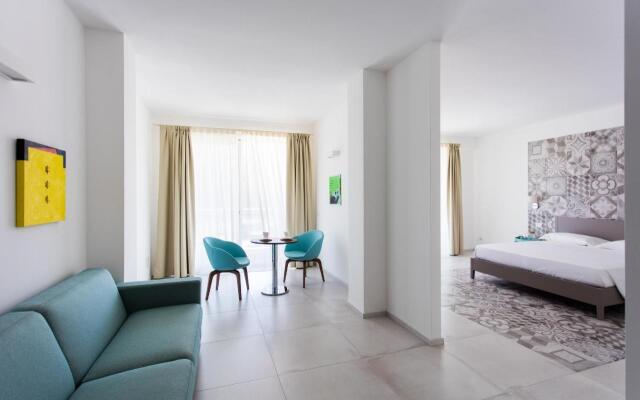 Luna Minoica Suites and Apartments