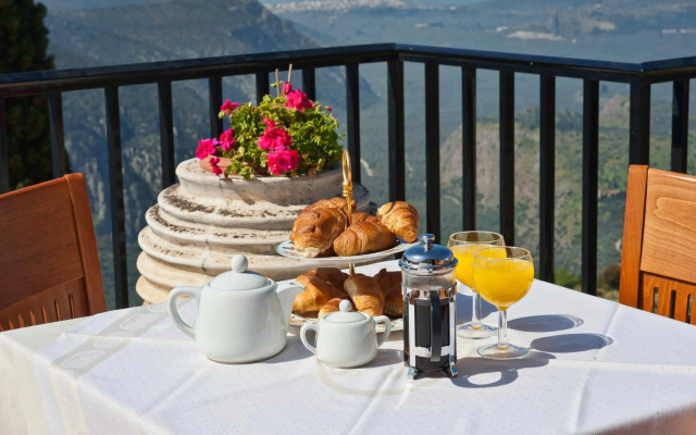 Hermes Delphi Hotel