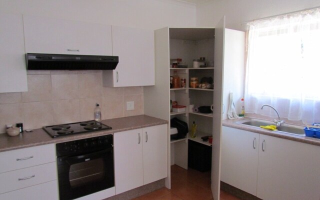 BEDFORDVIEW B&B 1 BEDROOM CLUSTERs