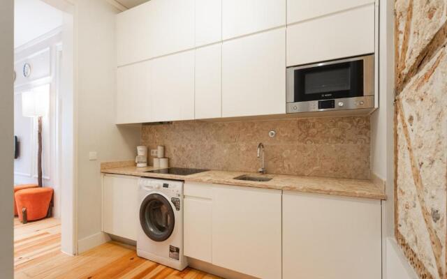 Baixa Cozy 2BR with AC - by LU Holidays