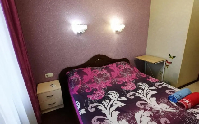 Квартира возле Радмир ул.Чернивецкая 5в