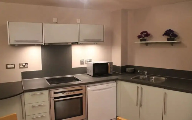 Nottingham Hill Apartment Retreat