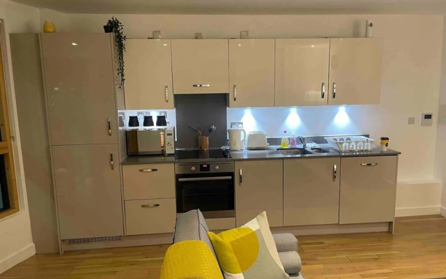 Inviting 2-bed Apartment in Reading