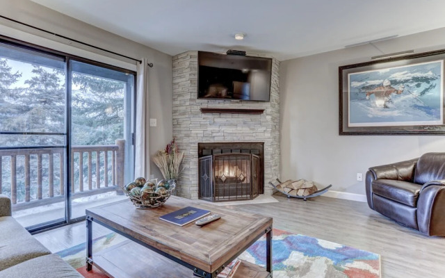 Park City Powder Pointe B106