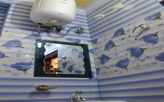 OYO 13086 Temple City Guest House