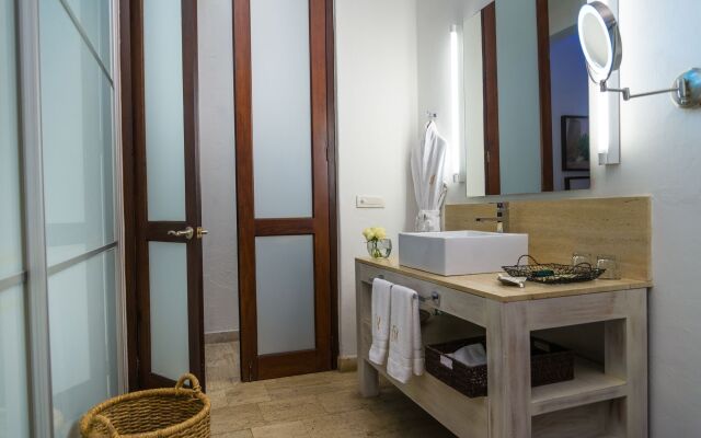 Hotel LM A Luxury Boutique Hotel