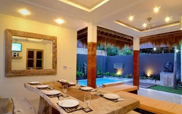 Villa Anggun - 1