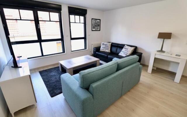 Maison bleue - Apt 4 pers, 2 chambres, prox marché