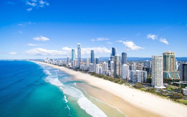 Budds in Surfers Backpackers