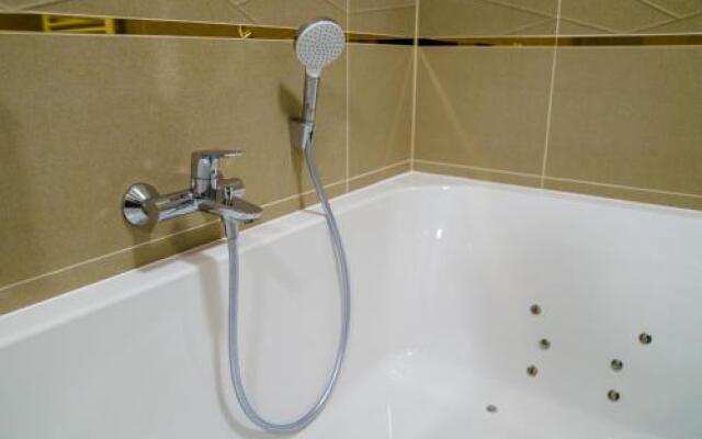 Hotel Nowy Dwór W Zaczerniu