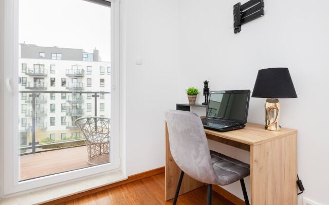 Lux 3 Bedroom Flat by Renters Prestige