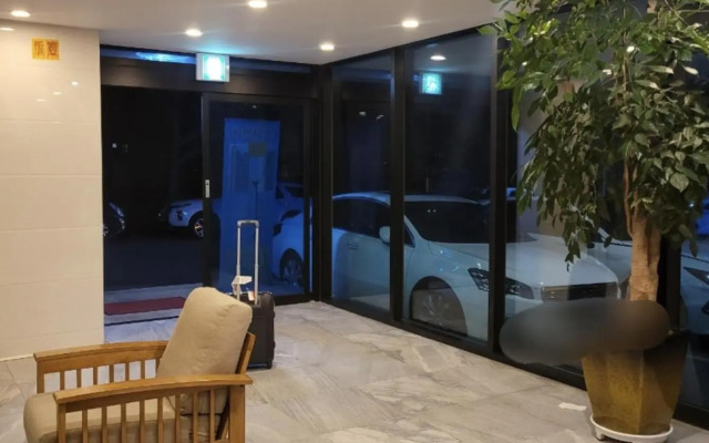 Jungmoon J Hill & City Hotel