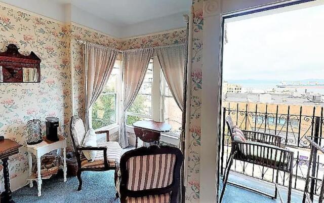 Clementines Bed & Breakfast