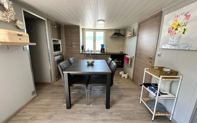 Charming Chalet With Garden