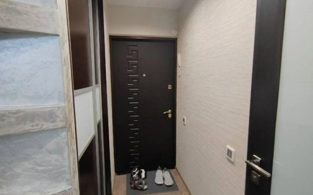 Cozy apartment on 26 Zhigura Street