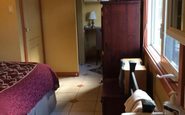 Ravensong Guest House