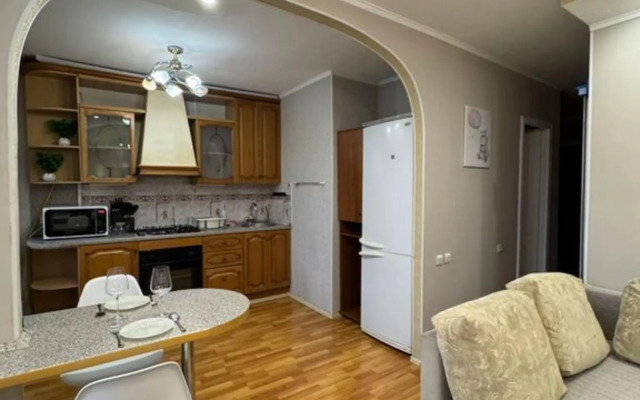 Апартаменты на улице Серова