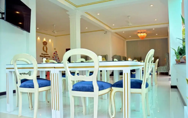 Negombo New Queen's Palace