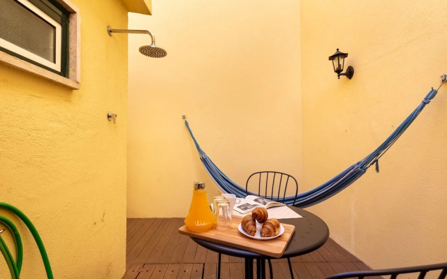 Alfama Patio I Apartment Rentexperience