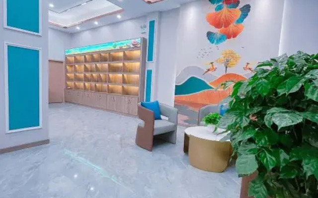 Xiduo Hotel （Ganzi Batang County Government Store）