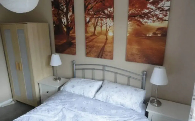 Immaculate 3-bed House in Fairbourne